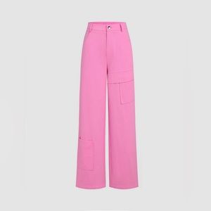 NWT Cider Pink cargo jeans